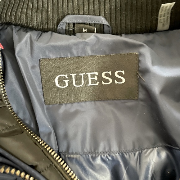 Beautiful Blue Guess Winter Down Jacket.Size Medium. - Picture 10 of 11